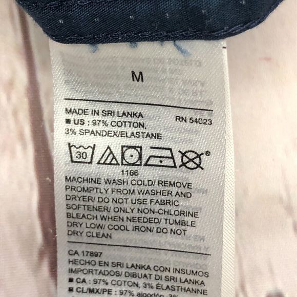 Old Navy Men Slim Fit Non-Iron Built In Flex Signature Shirt Size Medium M126 -1 - Picture 9 of 14